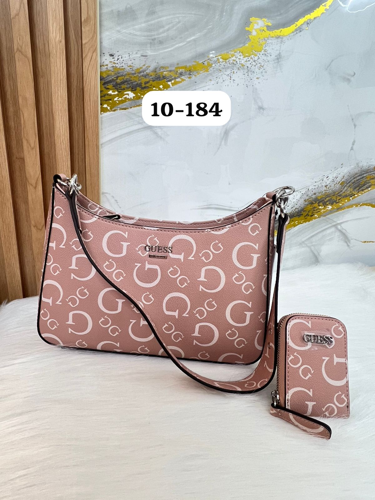 Baguette color palo Rosa Guess