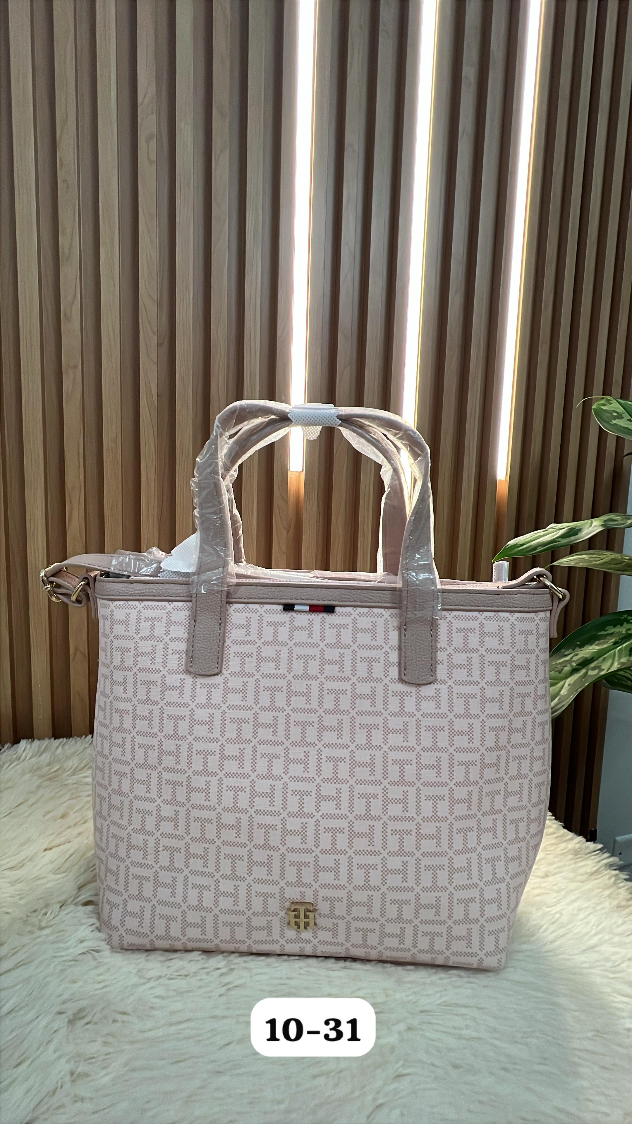 Bolso mediano palo rosa TH 