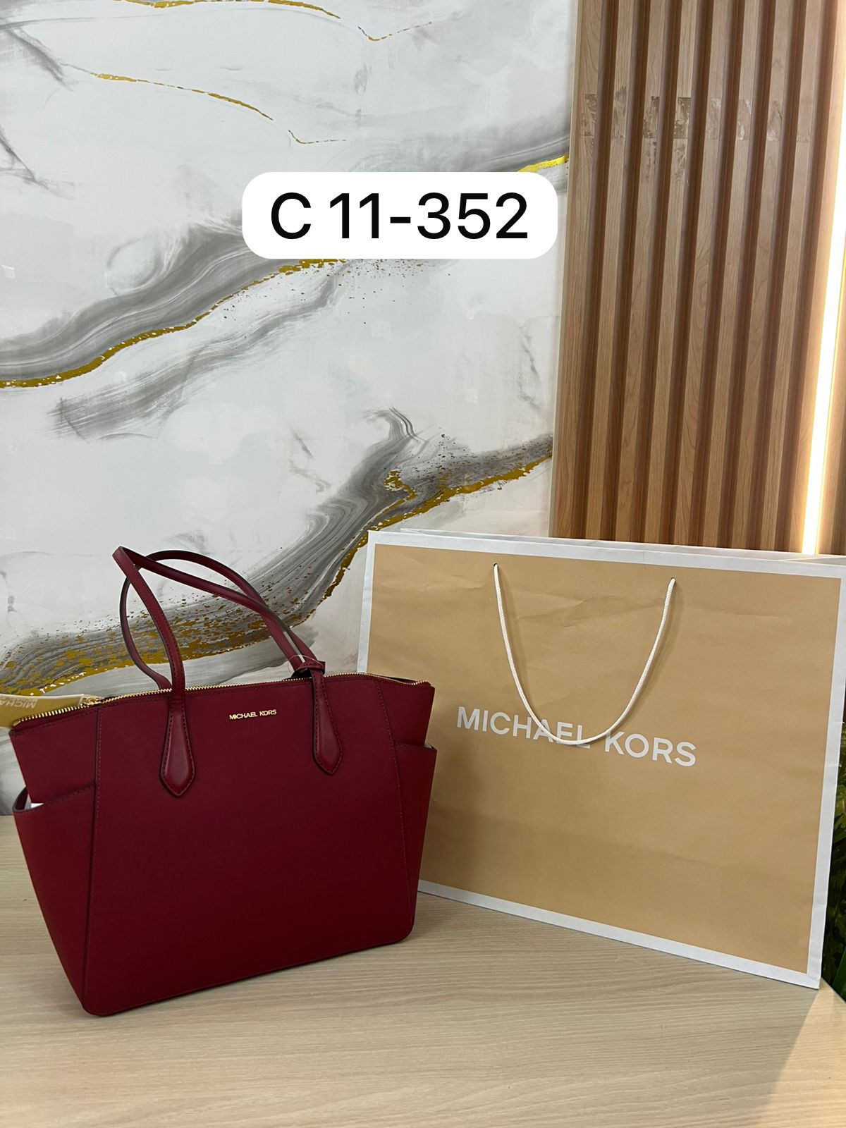 CARTERA MEDIANA COLOR VINO