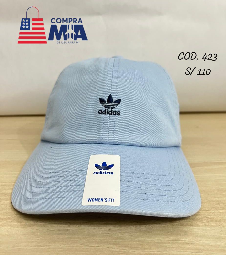 GORRO COLOR CELESTE ADIDAS 