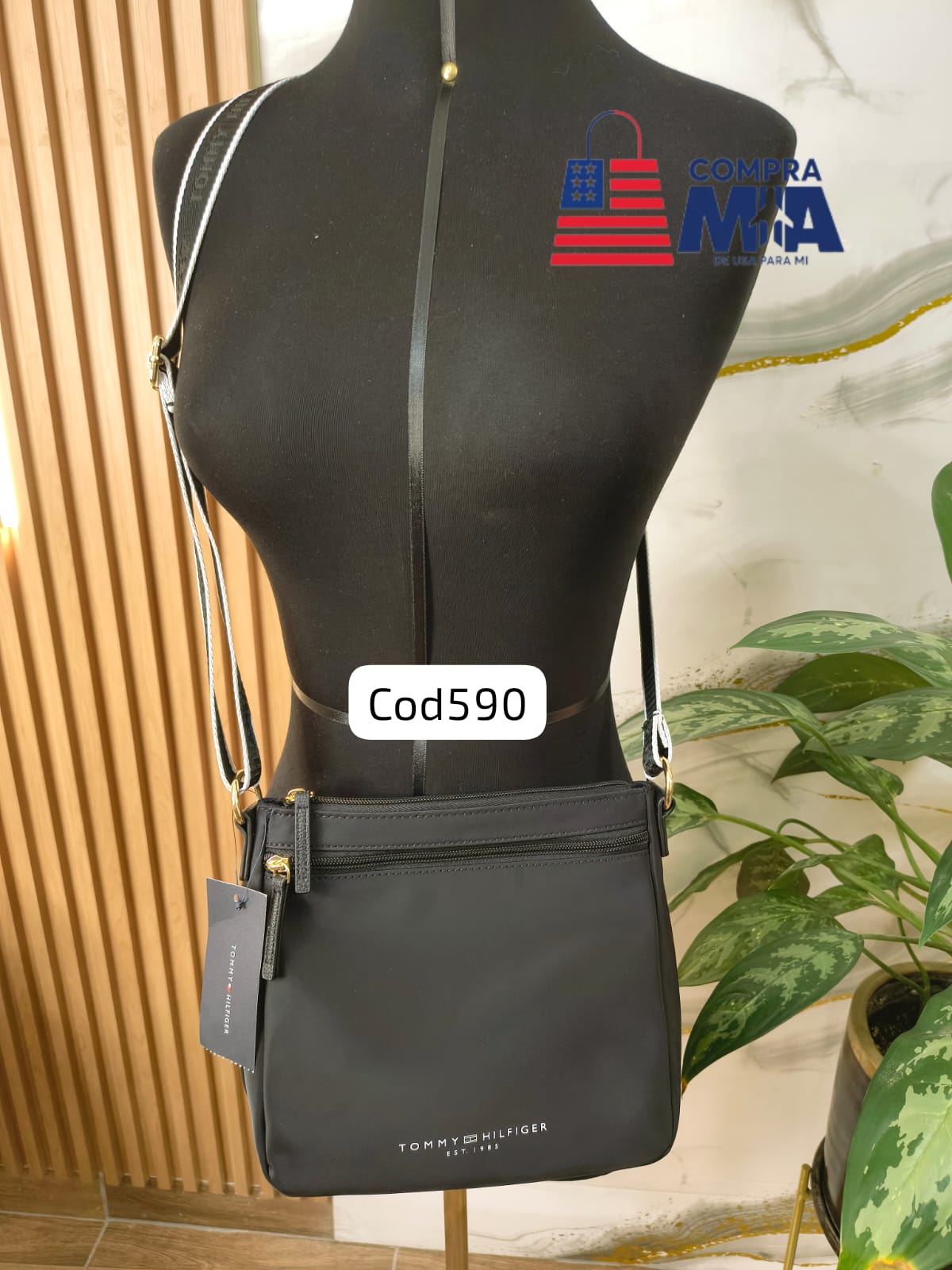 MORRAL DE TELA MOJADA NEGRA
