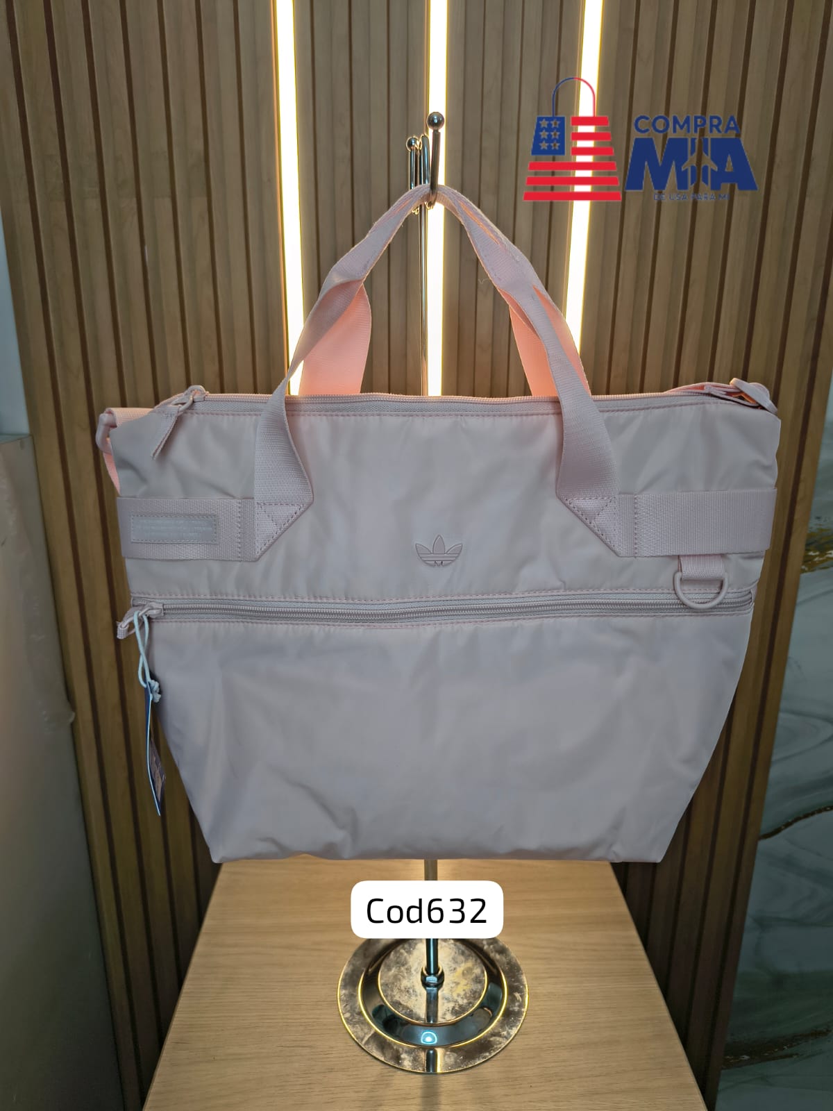 Puffer deportivo rosado adidas