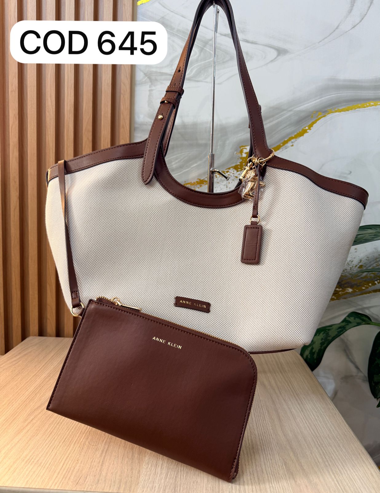 Cartera yute hueso con camel 