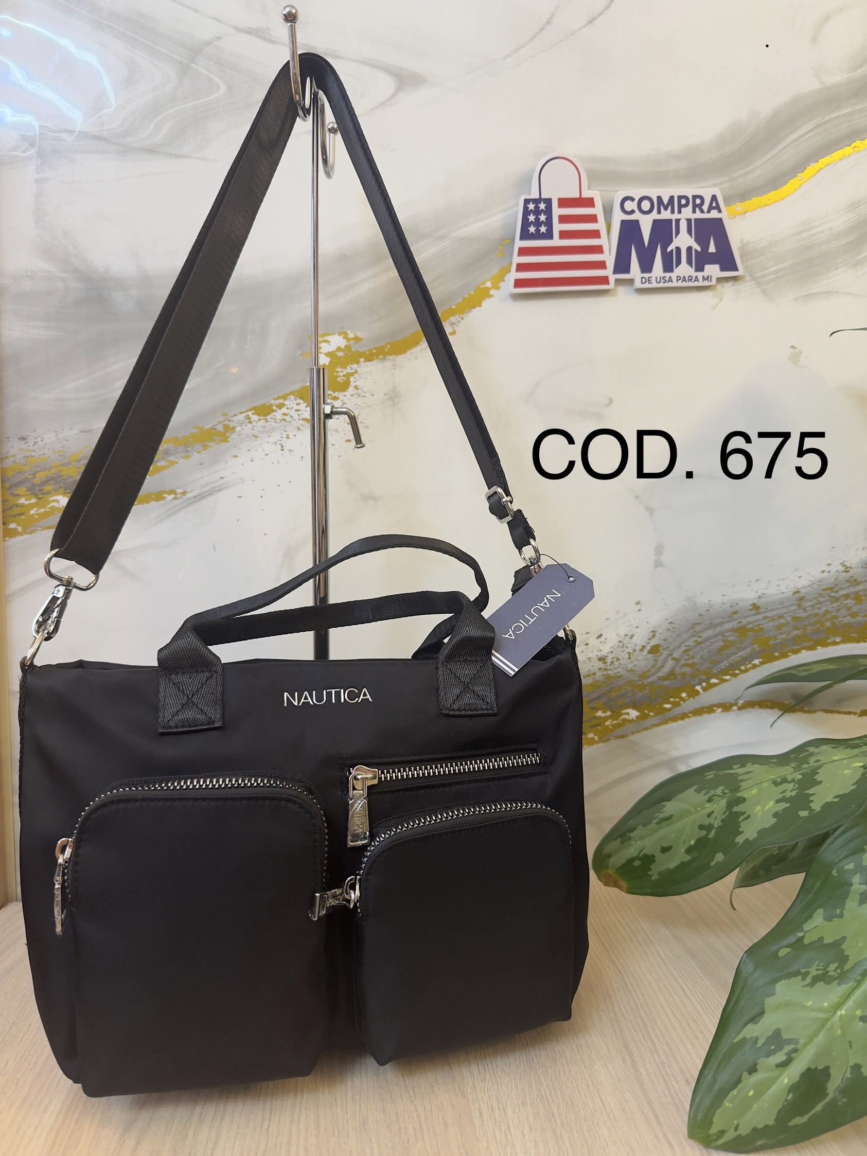 Morral Nautica Negro Nailon con bolsillos adelante