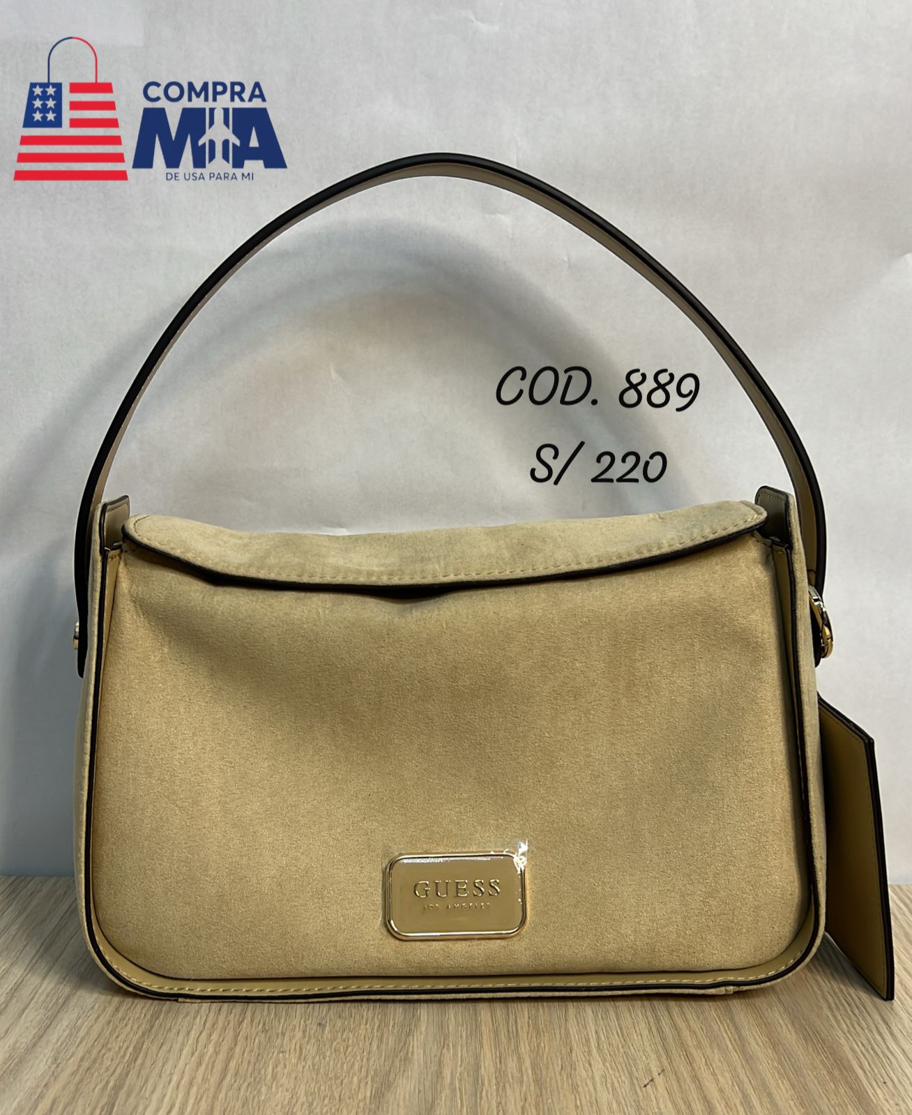 CARTERA GUESS COLOR CAMEL 
